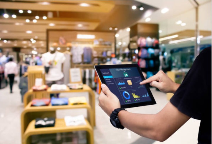 How Apparel Inventory Management Software Keeps Stockouts at Bay