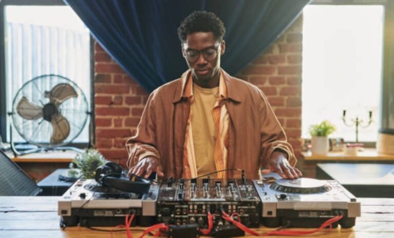 Turn Tables to Payday Your Fast Track to DJing Success