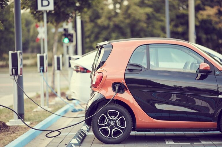 The Rise of the Electric Vehicle Charging Hub