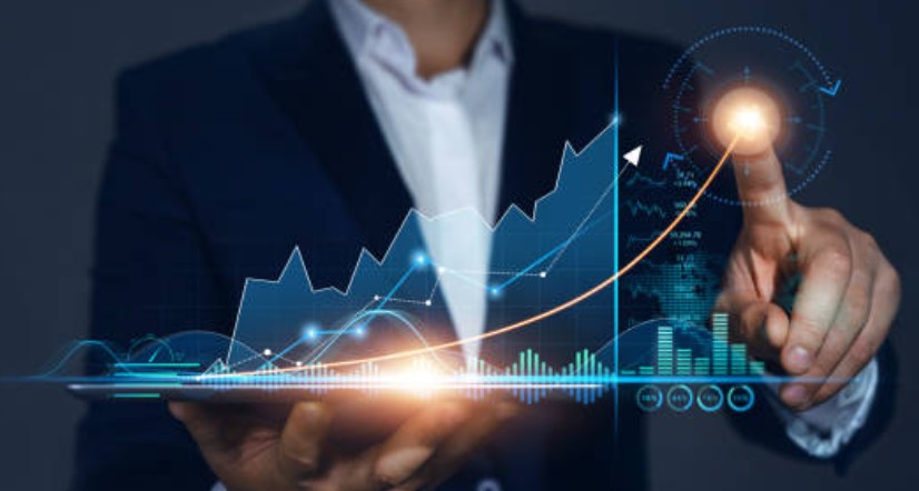 Who Benefits Most from a Well-Crafted Executive Summary