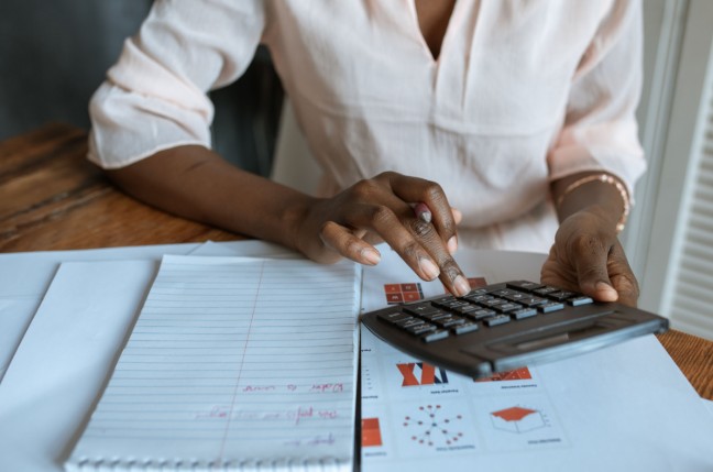 How do you calculate business turnover?