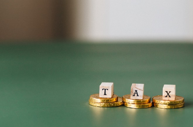 How Do You Pay Tax on a £50k Salary