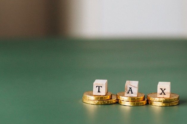 How is Income Tax Calculated