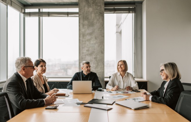 advantages of a private limited company