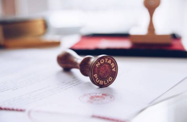 How Much Does a Notary Cost