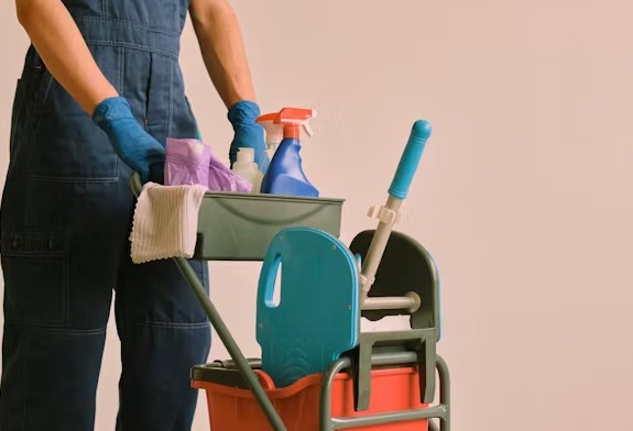 How to Start a Cleaning Business With No Money